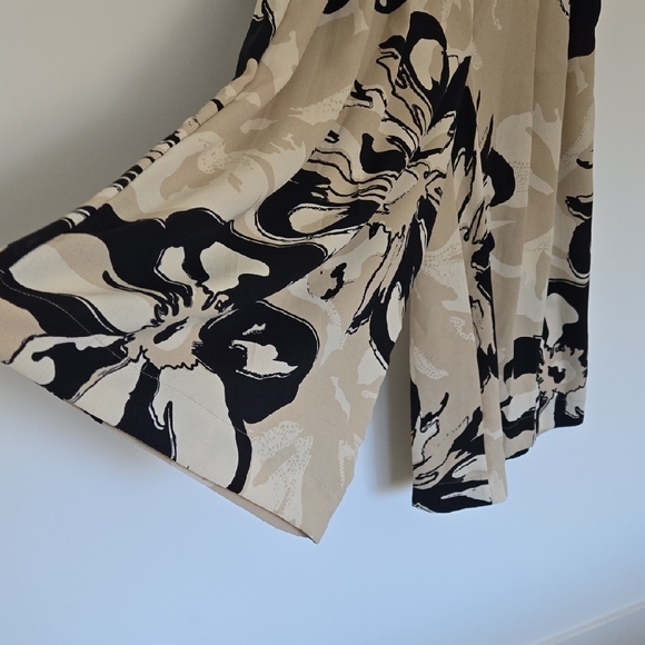 Adrianna Papell Beige Floral Wide Leg Pleated Front Flowy Pants NWT | 8 - Picture 3 of 8